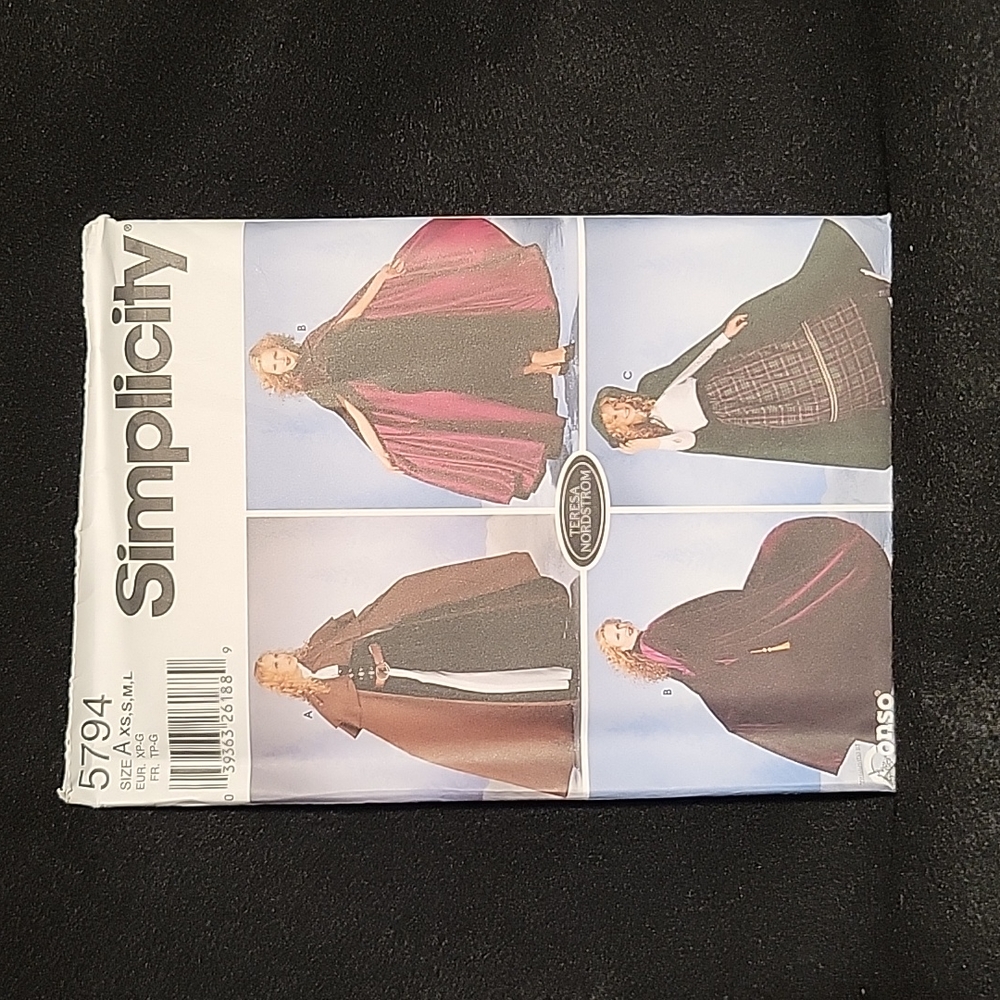 Simplicity: Sewing Pattern Uncut 5794